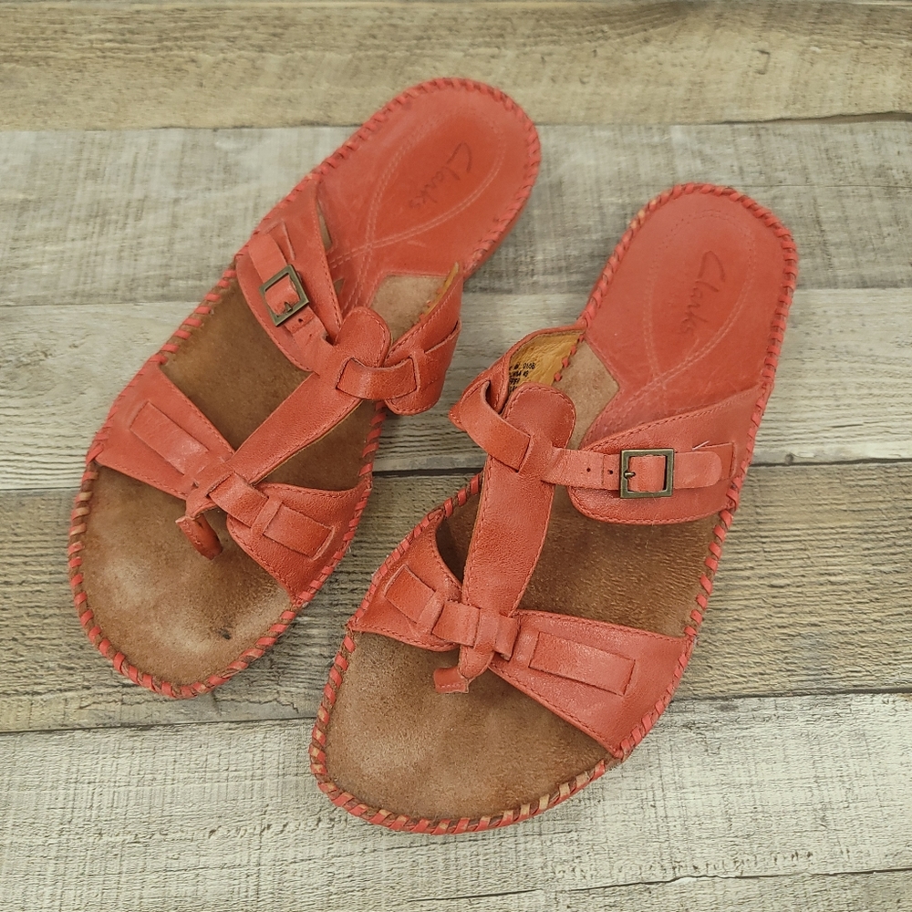 Clarks Leather Flip Flop Sandals Sz 8